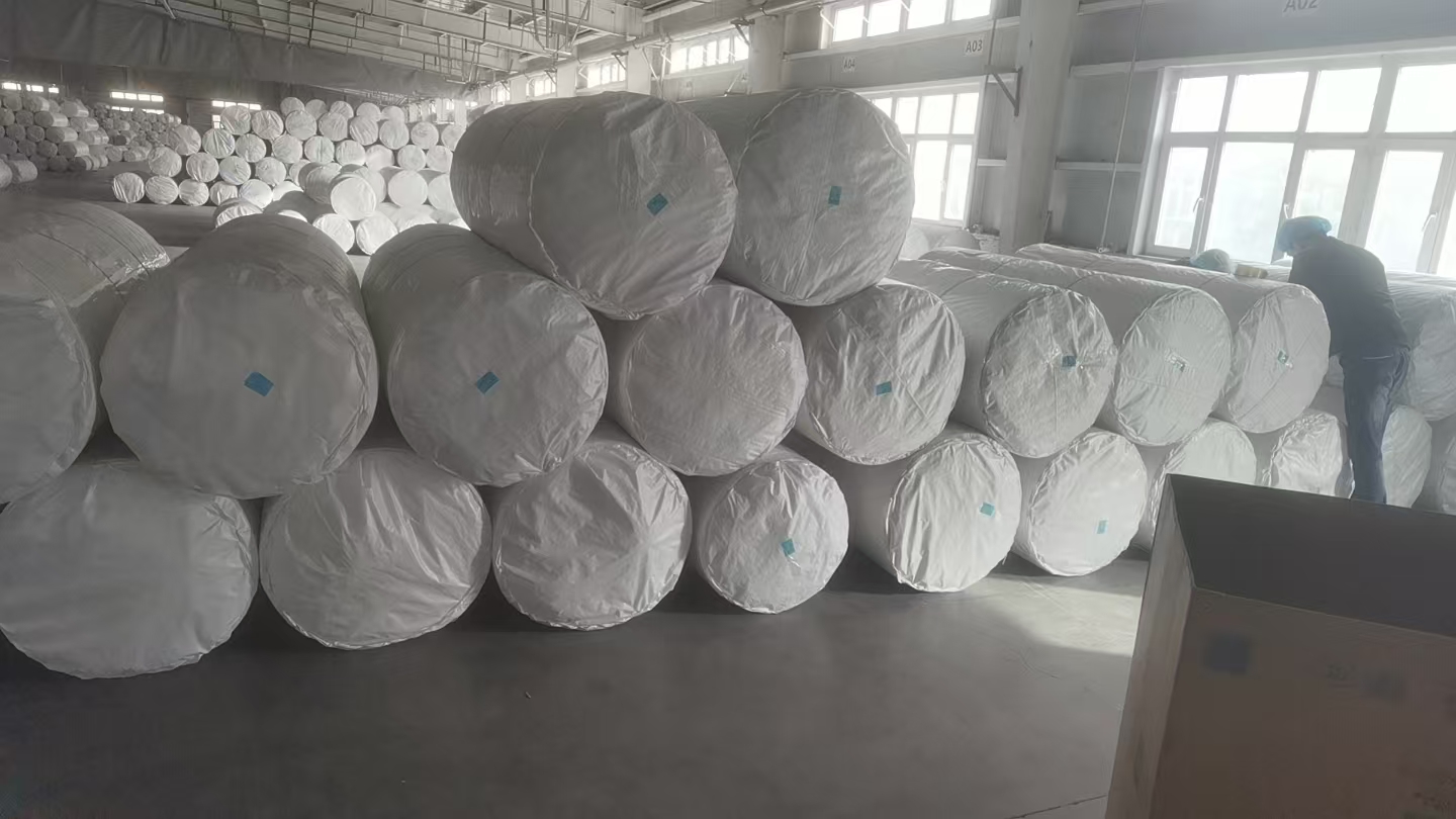 Haorun Medical menyediakan Bahan Mentah Gulungan Kasa Premium